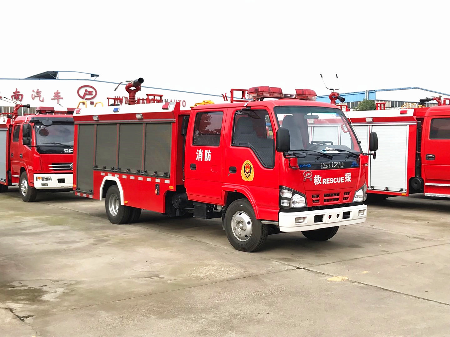 慶鈴五十鈴3噸泡沫消防車