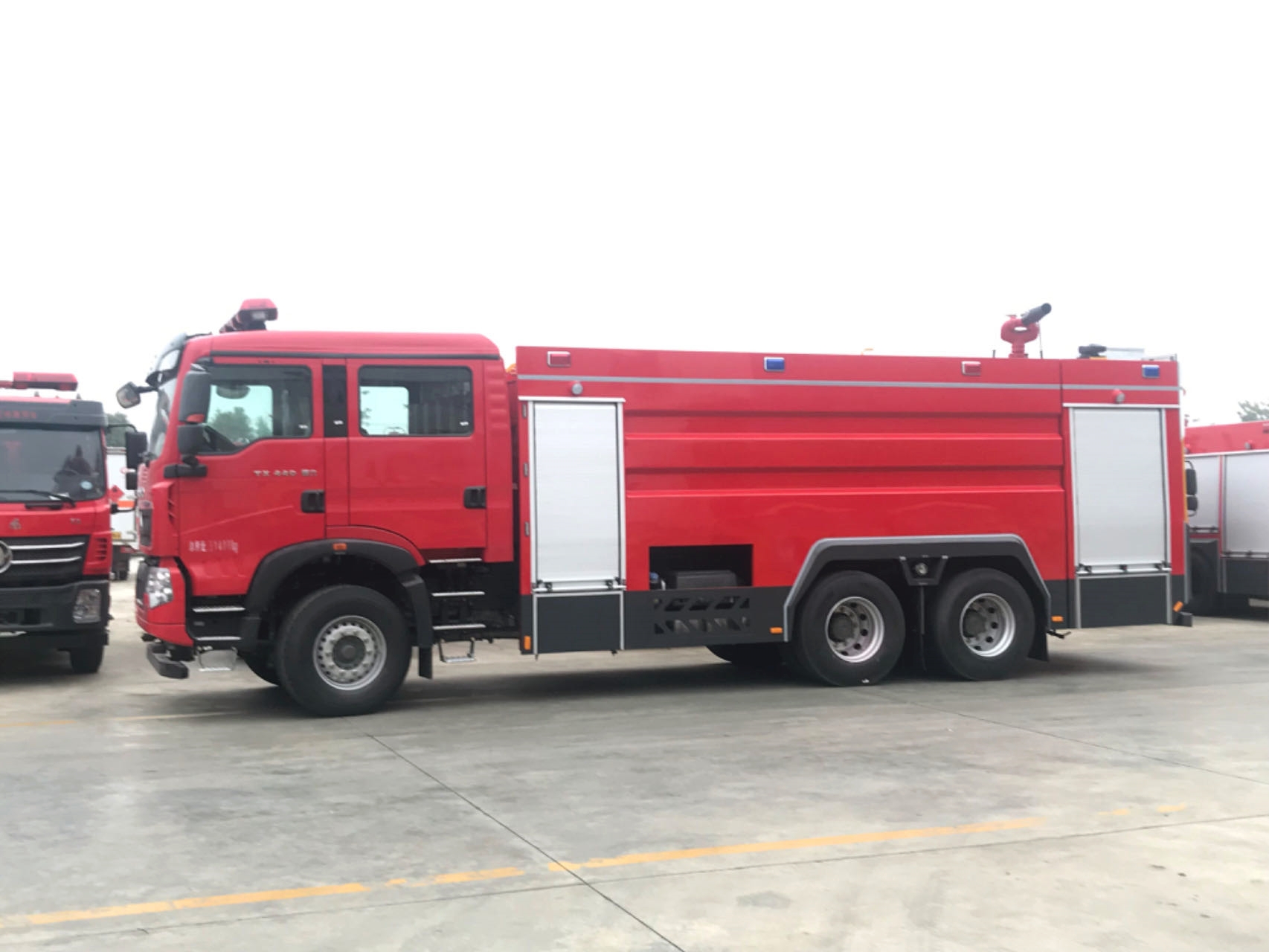 ����8���ɷ���ĭ(li��n)������܇(ch��)