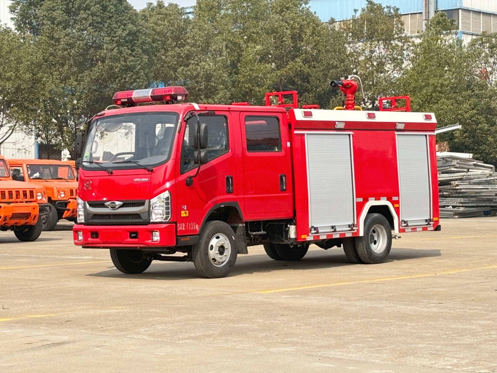 福田3噸小型水泡沫消防車